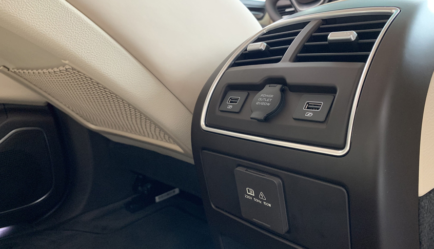 https://dailyauto.vn/wp-content/uploads/2019/03/danh-gia-xe-vinfast-lux-sa-18.jpg
